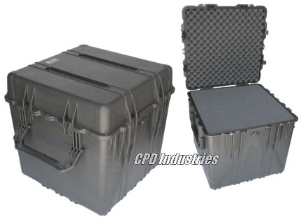 Pelican 0370 cube case for shipping & carrying
